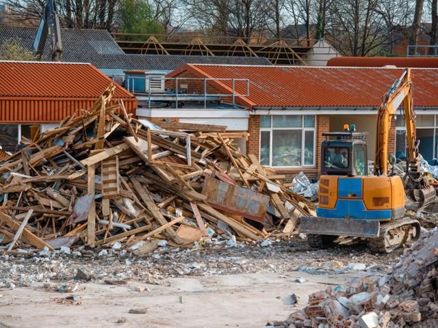 images/building-waste/slider/building-waste-removal (5)-kireth-ai.jpeg